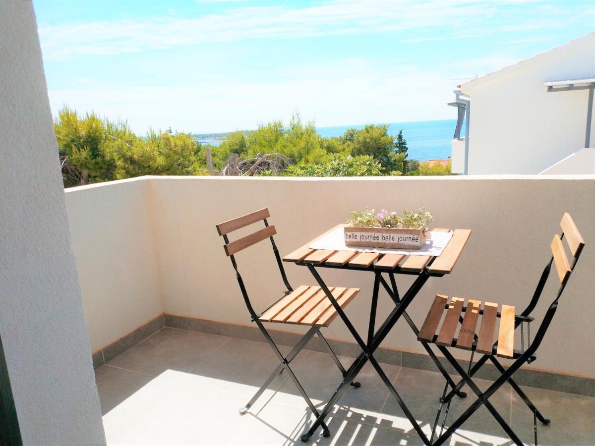 Apartments More Vis Luaran gambar