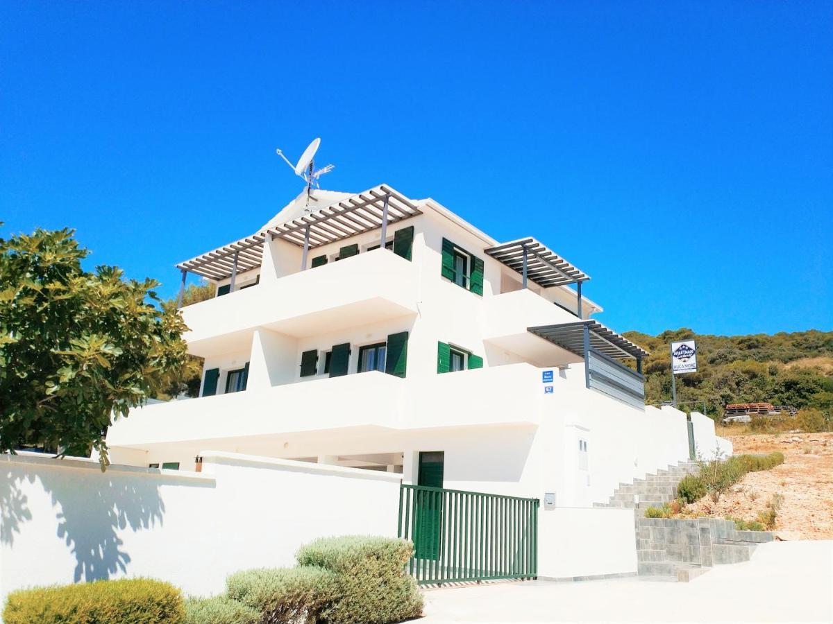 Apartments More Vis Luaran gambar